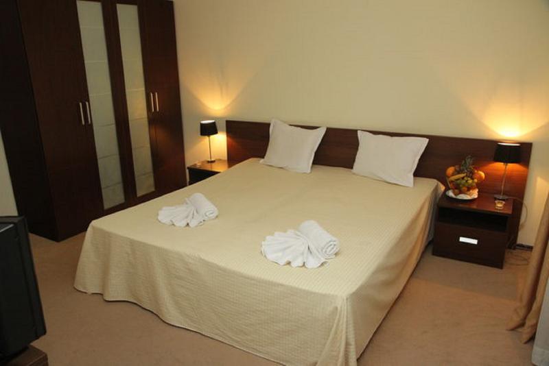 Murite Park Hotel Raslog Exterior foto